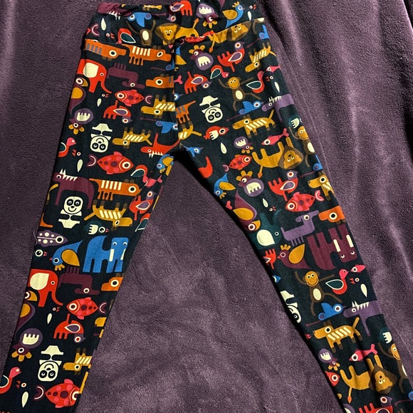 Lularoe leggings with animals - Picture 2 of 6